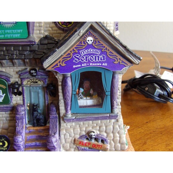 Lemax Spooky Town Halloween Village The Future Looks Dark 25857 Serena Tested - Picture 15 of 16